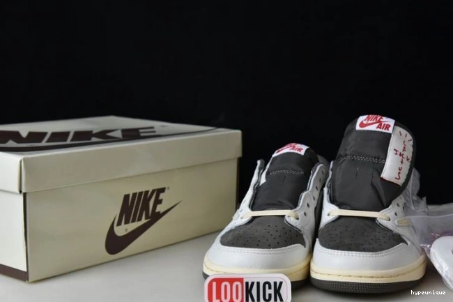 HYPE DM7866-162 Reverse Travis Scott 1 Jordan Air x Mocha 0806